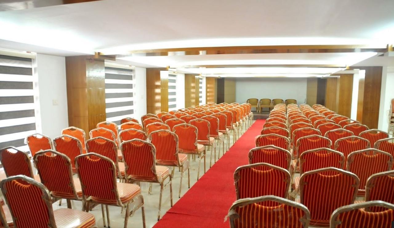 Hotel Madikeri Heritage Exteriör bild