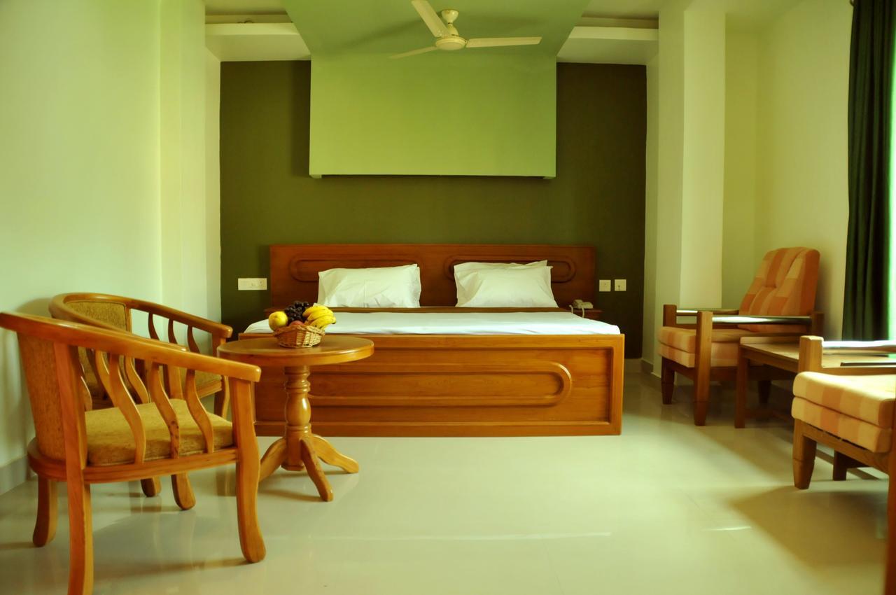 Hotel Madikeri Heritage Exteriör bild