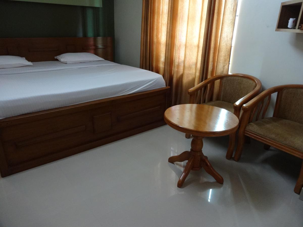 Hotel Madikeri Heritage Exteriör bild