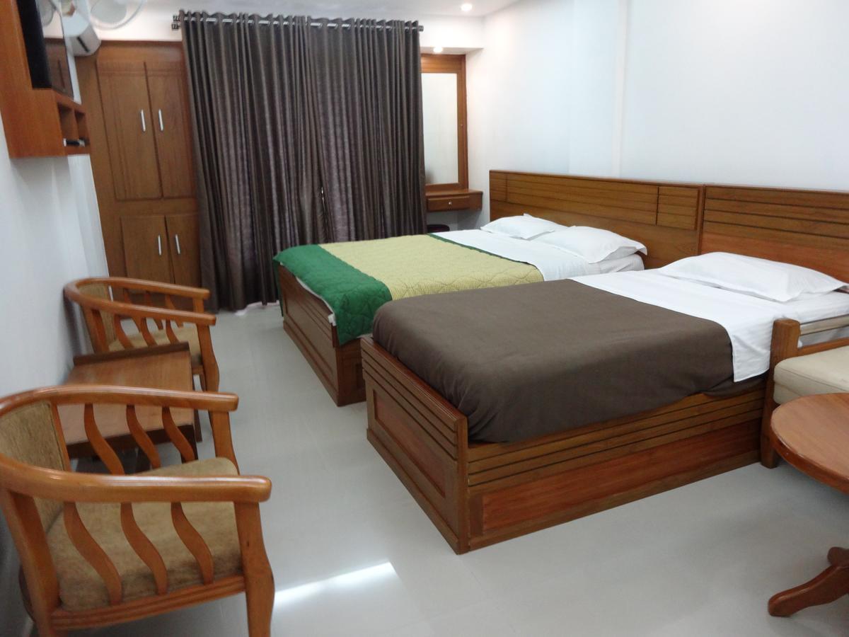 Hotel Madikeri Heritage Exteriör bild