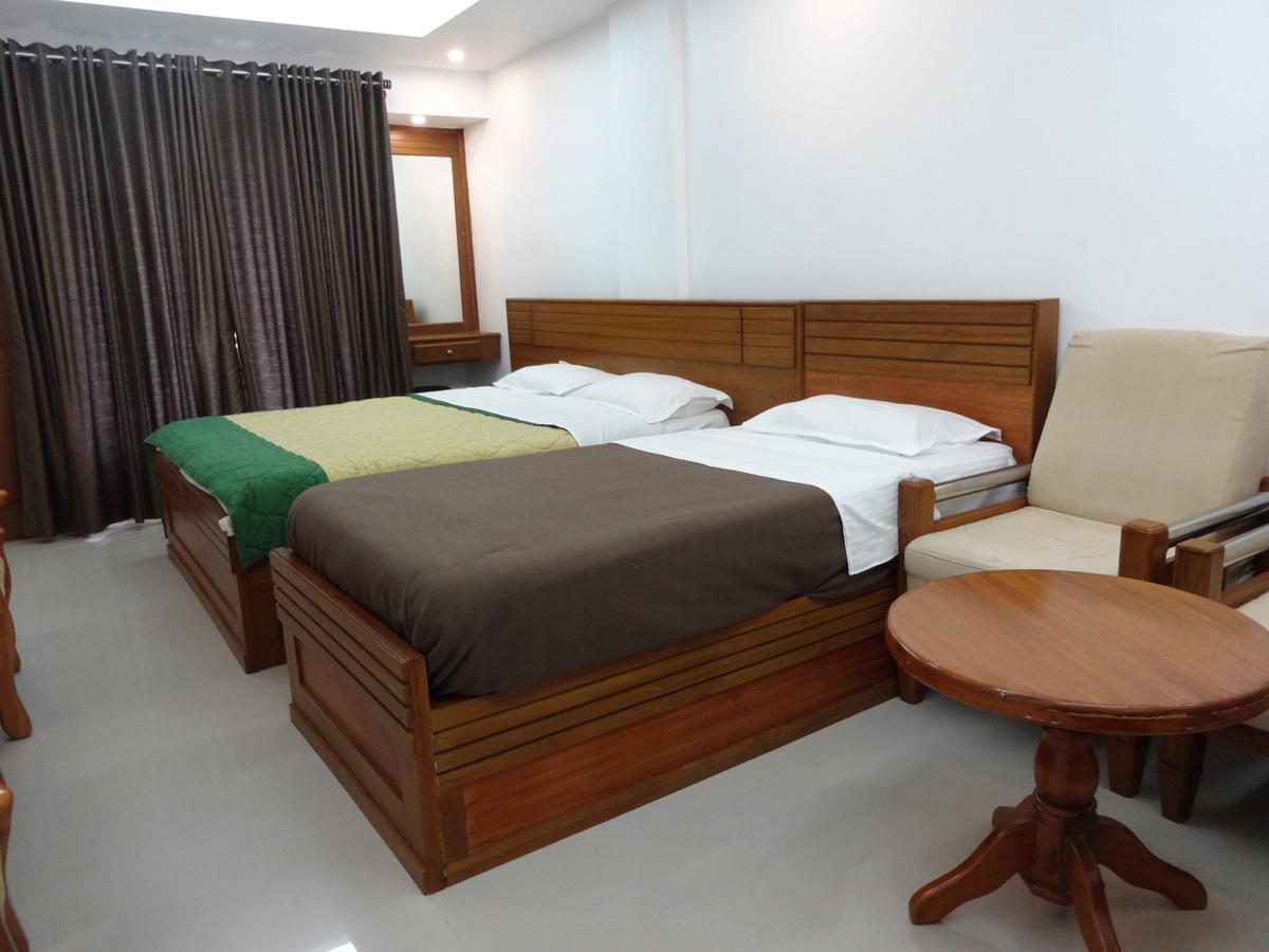 Hotel Madikeri Heritage Exteriör bild